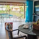 Dom Pedro Laguna Beach Resort & Golf